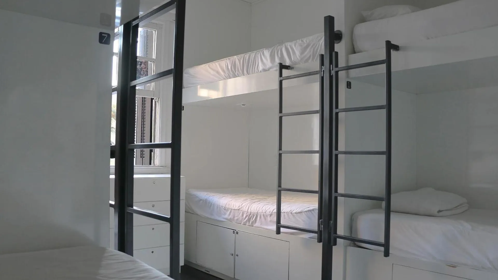 Hbb Hostel 